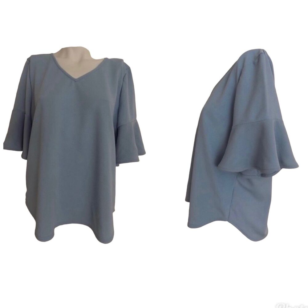 Sweet Pea by Stacy Frati blouse with 3/4 bell sleeve size Large light blue